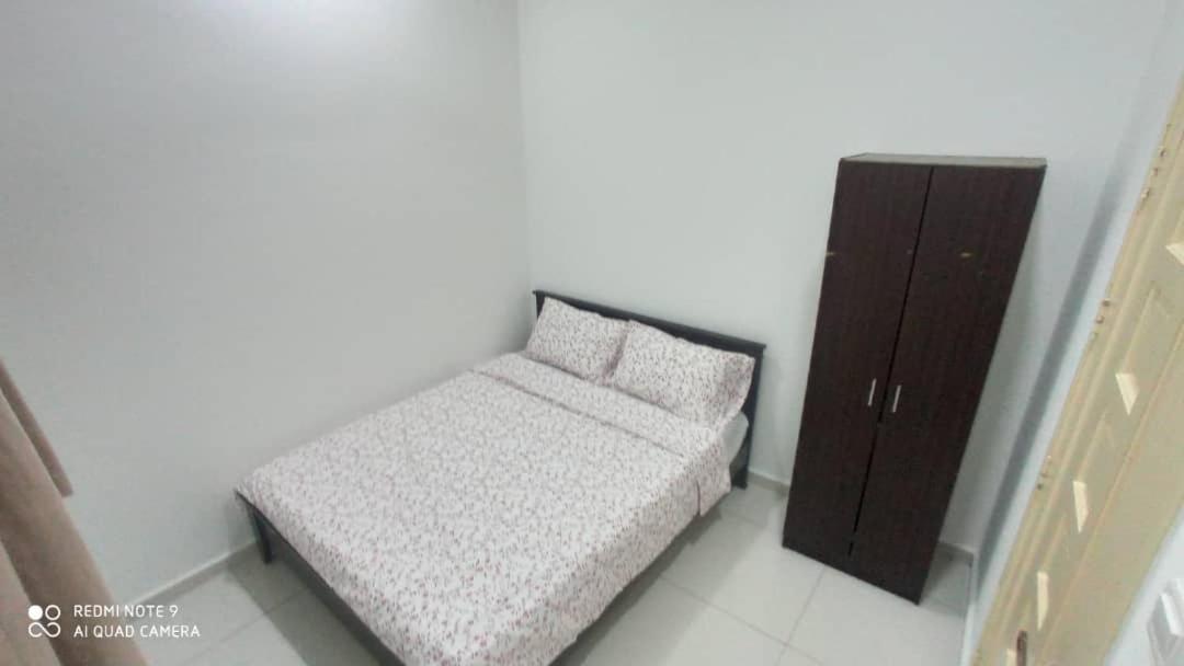 Maryam Homestay Jertih Bagian luar foto