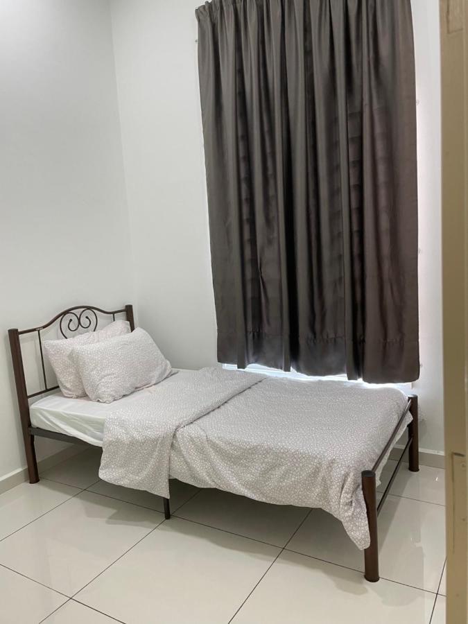Maryam Homestay Jertih Bagian luar foto